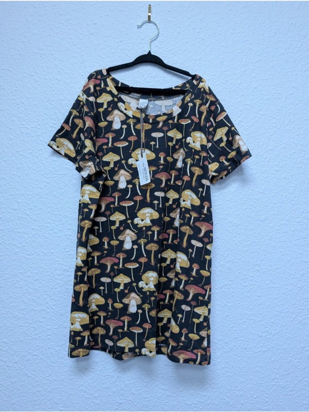 Kate Quinn Modal The Woods Black Mushroom Litho Basic Women's Tee XS Shirt Top